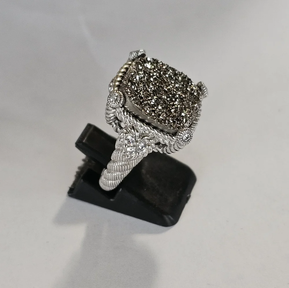 Genuine Judith Ripka Druzy Quartz Ring in Sterling Silver Size 7! - Picture 4 of 7